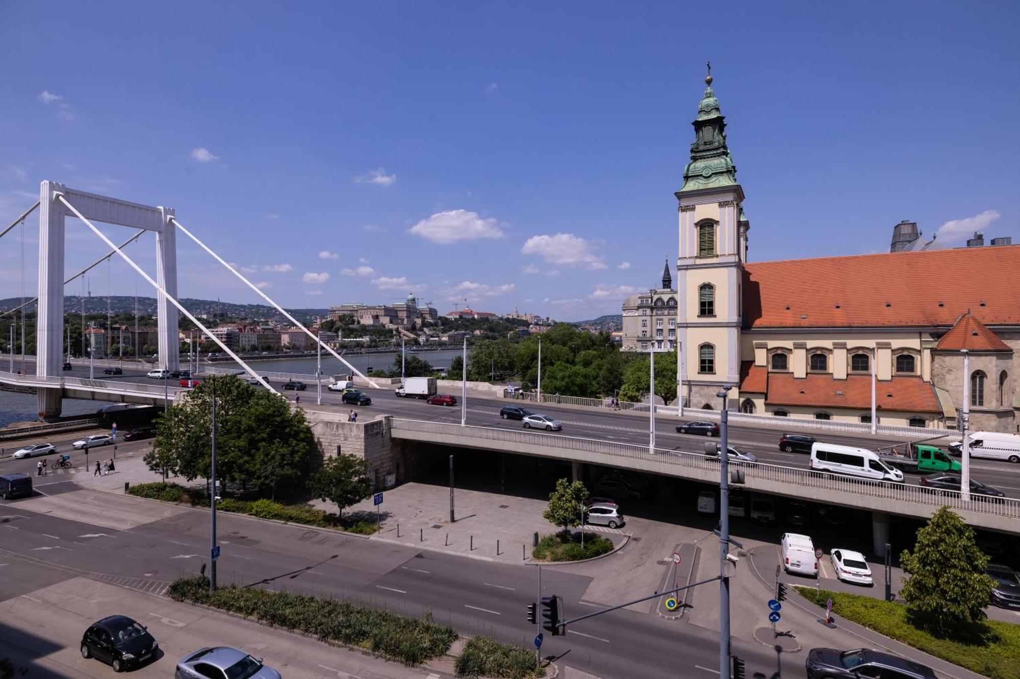City Hotel Matyas — Zdjęcia 1